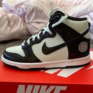 100% Authentic Nike Dunk High SE, Barely Green, 5.5Y or 7W